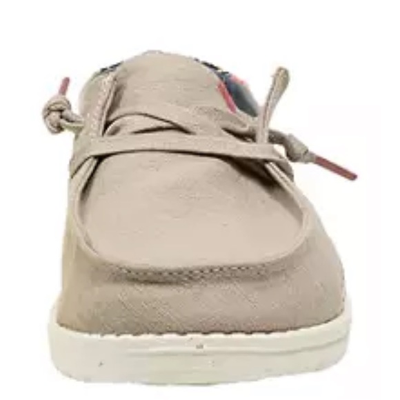 Hey Dude Wendy - Picture 2 of 4